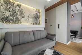 Q18 ApartHotel