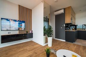 Q18 ApartHotel