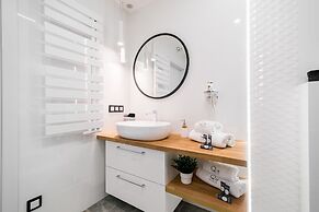 Q18 ApartHotel