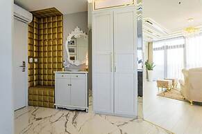 Q18 ApartHotel