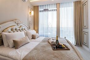 Q18 ApartHotel
