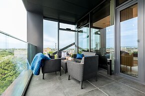 Q18 ApartHotel