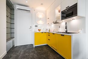 Q18 ApartHotel