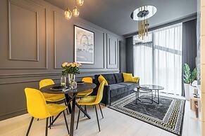 Q18 ApartHotel