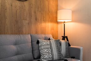 Q18 ApartHotel