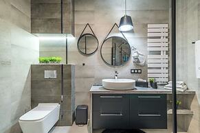 Q18 ApartHotel