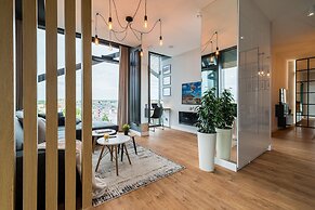 Q18 ApartHotel