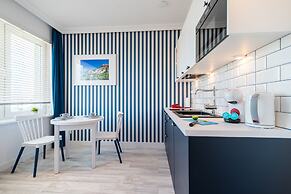 Q18 ApartHotel