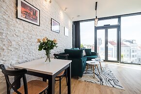 Q18 ApartHotel