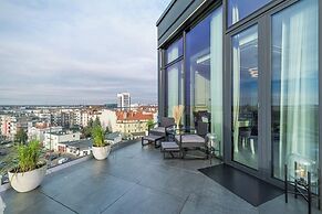 Q18 ApartHotel