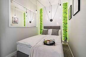 Q18 ApartHotel