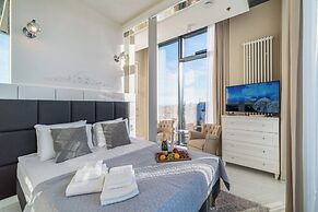 Q18 ApartHotel
