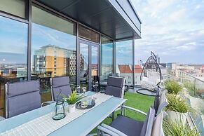 Q18 ApartHotel