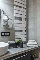 Q18 ApartHotel