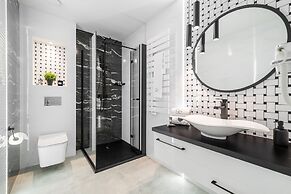 Q18 ApartHotel