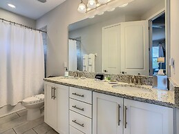 Encanto 5br Upscale Home In Encore Near Disney 5 Bedroom Home by Redaw