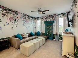Encanto 5br Upscale Home In Encore Near Disney 5 Bedroom Home by Redaw