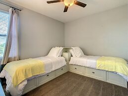 Encanto 5br Upscale Home In Encore Near Disney 5 Bedroom Home by Redaw