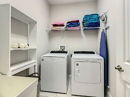 Encanto 5br Upscale Home In Encore Near Disney 5 Bedroom Home by Redaw