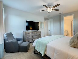 Encanto 5br Upscale Home In Encore Near Disney 5 Bedroom Home by Redaw
