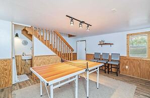 Andy Woods Lodge - 4 Bedrooms, 1.5 Baths, Sleeps 8 4 Home by RedAwning