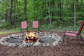 Andy Woods Lodge - 4 Bedrooms, 1.5 Baths, Sleeps 8 4 Home by RedAwning