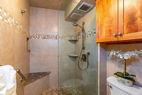 Sugar Beach Resort, #412 1 Bedroom Condo by RedAwning