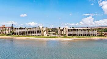 Sugar Beach Resort, #412 1 Bedroom Condo by RedAwning