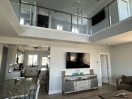 Ocean Sunrise 3 Bedroom Home by RedAwning