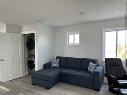 Ocean Sunrise 3 Bedroom Home by RedAwning