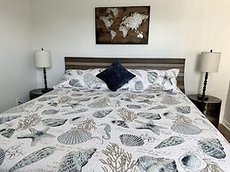 Ocean Sunrise 3 Bedroom Home by RedAwning