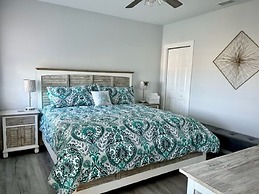 Ocean Sunrise 3 Bedroom Home by RedAwning