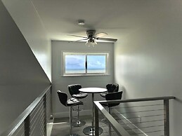 Ocean Sunrise 3 Bedroom Home by RedAwning