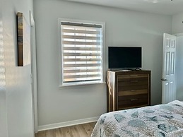 Ocean Sunrise 3 Bedroom Home by RedAwning