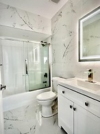 Ocean Sunrise 3 Bedroom Home by RedAwning