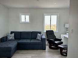 Ocean Sunrise 3 Bedroom Home by RedAwning