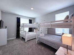 5 Bed 5 Bath South Facing Pool Home Storey Lake 5 Bedroom Home by RedA