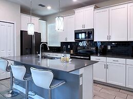 5 Bed 5 Bath South Facing Pool Home Storey Lake 5 Bedroom Home by RedA