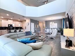 5 Bed 5 Bath South Facing Pool Home Storey Lake 5 Bedroom Home by RedA