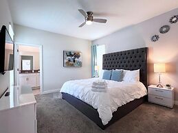 5 Bed 5 Bath South Facing Pool Home Storey Lake 5 Bedroom Home by RedA