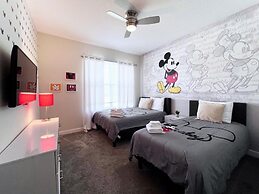 5 Bed 5 Bath South Facing Pool Home Storey Lake 5 Bedroom Home by RedA