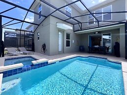 5 Bed 5 Bath South Facing Pool Home Storey Lake 5 Bedroom Home by RedA