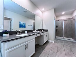 5 Bed 5 Bath South Facing Pool Home Storey Lake 5 Bedroom Home by RedA