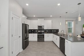 Storey Lake 9 Bedroom Villa With Games Room 9 Home