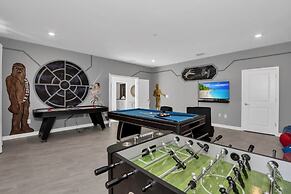 Storey Lake 9 Bedroom Villa With Games Room 9 Home