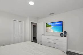 Storey Lake 9 Bedroom Villa With Games Room 9 Home