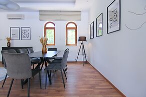 Phaedrus Living Luxury Villa Kathikas