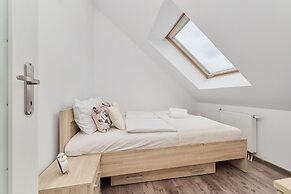 Semaforowa Apartment Wroclaw by Renters