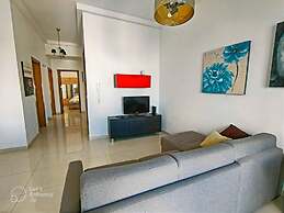 Remarkable 2-bed Apartment in St Julians