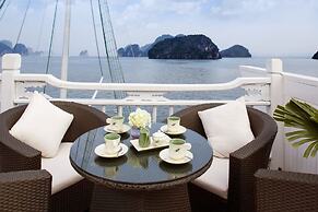 Hera Classic Boutique Cruises